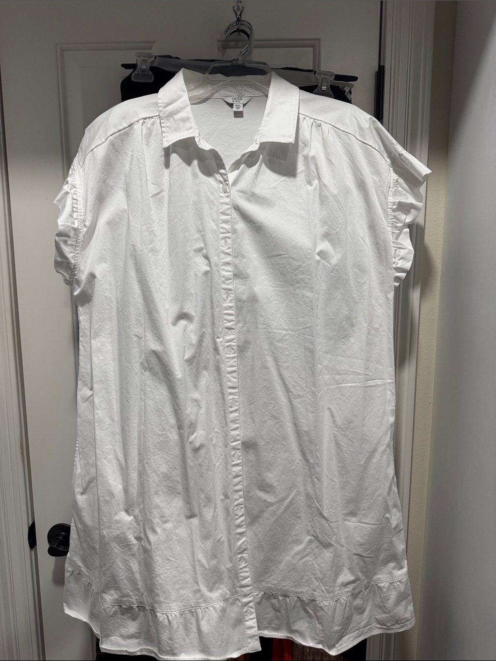 crown & ivy White Button-Front Mini Dress